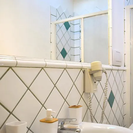 Int 4 - Edoardo By San Luca Болонья